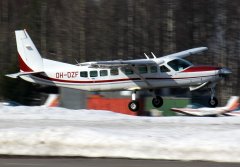 OH-DZF Cessna 208B Grand Caravan / Skydive Finland