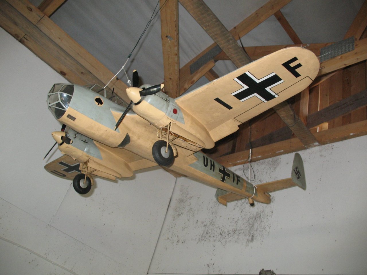 657356d796851_IMG_4126Dornier215.thumb.JPG.58b0ddf07d8ea1e91ec72d43a804ffcb.JPG