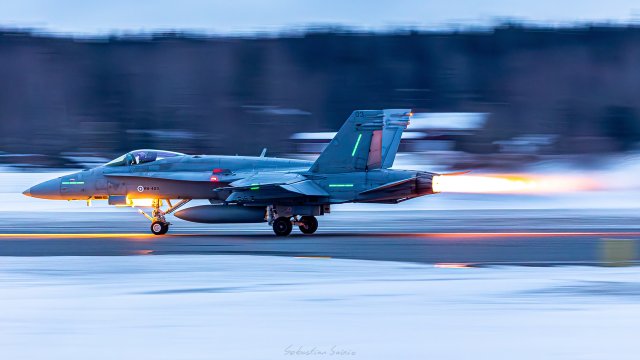 HN-403 - McDonnell Douglas F/A-18C Hornet - Ilmavoimat - 29.2.2024