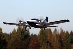 OH-JAA Piper PA-34-220T Seneca III