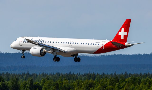 29.6. HB-AZI - Embraer E195-E2 - Helvetic Airways