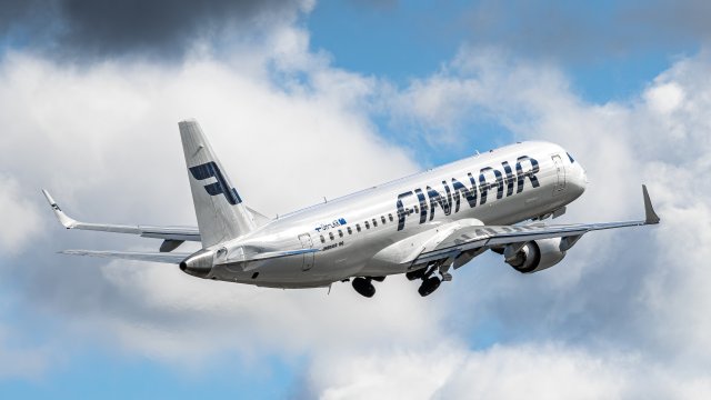 8.7. OH-LKR - Embraer E190LR - Finnair