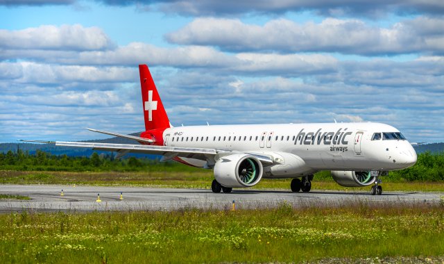 13.7. HB-AZJ - Embraer E195-E2 - Helvetic Airways