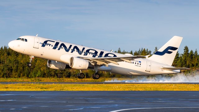 26.8. OH-LXC - Airbus A320-214 - Finnair