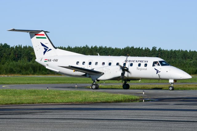 HA-FAI Aeroexpress Regional Embraer 120