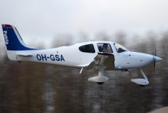 OH-GSA Cirrus SR22 G3 / Patria Pilot Training