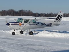 OH-NEU Reims-Cessna FA152 Aerobat / BF-Lento